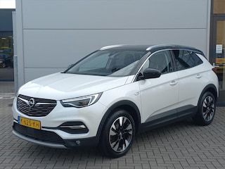 Opel Grandland X 1.2T 130pk Business Elegance Automaat | Climate control | Navigatie | Trekhaak (1300kg) | AGR stoelen