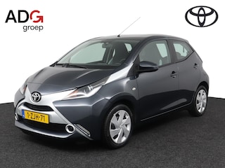 Toyota Aygo 1.0 VVT-i x-play | Airco | Bluetooth | Parkeercamera |