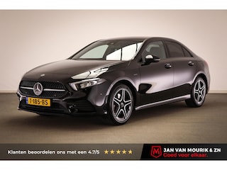Mercedes-Benz A-klasse 250 e Premium Plus | SFEERVERLICHTING | DAB | APPLE | 18" | AMG-line |