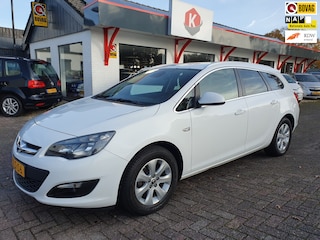Opel Astra Sports Tourer 1.4 Business + NAVI/AIRCO BJ 2014