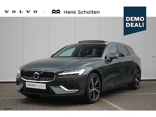 Volvo V60 T6 350PK Plug-in hybrid AWD Plus Bright | Adaptieve Cruise Control met Pilot Assist | Premium audio by Harman Kardon | 360 graden camera | 19" Lichtmetalen velgen | Panoramisch schuif-/kanteldak | Stoelverwarming | Elektrische voorstoelen met geheugen | Stuurwielverwarming | Semi-elektrische trekhaak |