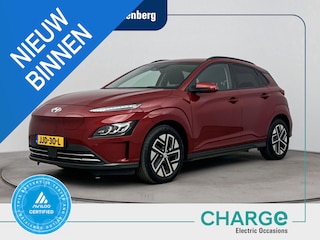 Hyundai Kona EV Fashion 64 kWh | Schuifdak | Stoel en stuurwiel verwarming | Navigatie, Apple Carplay Androidauto | Soh 97,2%|