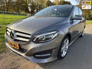 Mercedes-Benz B-klasse 200 Prestige top onderhouden met camera en navigatie