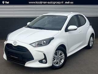 Toyota Yaris 1.5 Hybrid 115 Comfort Snel leverbaar! Meerdere kleuren snel leverbaar! incl. geldende premies. Bel: 0344-611400 voor de mogelijkheden