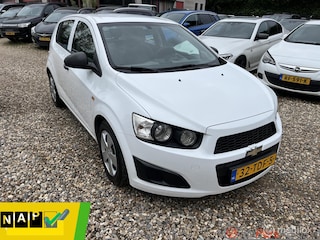 Chevrolet Aveo 1.2 LS,Airco,Cruise,5drs,2e eigenaar