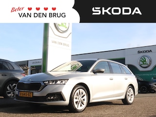 Skoda Octavia Combi 1.0 TSI 110pk Business Edition | Trekhaak | Elektrische achterklep | Getint glas achter | Parkeersensoren | Navigatie |