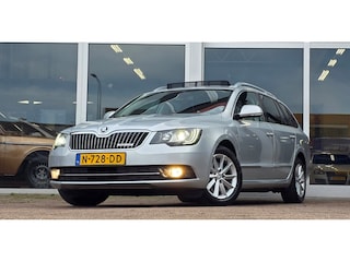 Skoda Superb Combi 1.6 TDI Sprint Pro Schuif/kanteldak Leer Navi Trekhaak Vol!