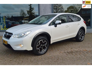 Subaru XV 2.0i Luxury AWD | Stoelverwarming voor | Trekhaak afn.baar | 1600 kg trekgewicht