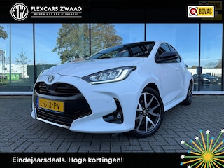 Toyota Yaris 1.5 Hybrid Executive - Automaat - Navi - Climate - Winterpakket - Camera - Org.NL