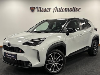 Toyota Yaris Cross 1.5 Hybrid GR Sport*Pano*Head-up*Camera*Stoelverwarming*Leder*Cruise-Control*PDC*Xenon*