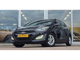 Hyundai i30 1.6 GDI Business Edition 2e Eigenaar PDC LED Clima Mooi!