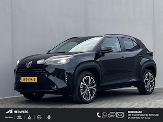 Toyota Yaris Cross 1.5 Hybrid 130 Launch Edition / Fabrieksgarantie tot 05-2027 < 100.000km, tot 10 jaar mogelijk ** / Facelift / Panoramadak / Dealer onderhouden / Stoelverwarming / Adaptieve CC / Navigatie (abbo) / Apple Carplay Android / 18" LM Wielen /