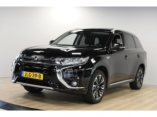 Mitsubishi Outlander 2.0 PHEV instyle+ | Schuif- opendak | Leer | Cruise