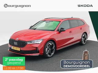 Skoda Superb Combi 1.5 TSi 204 Pk PHEV Automaat Sportline Business | Panoramadak | Trekhaak | Head-Up | 19 Inch | Stoelverwarming | Camera