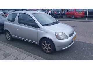 Toyota Yaris 1.3-16V VVT-i Sol AUTOMAAT