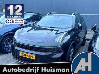 Lynk & Co 01 1.5 Plug-In Hybrid 193kW/262pk DCT7 PANORAMADAK + PILOT ASSIST + SPORTSTOELEN + STOELVERWARMING + BLIS + ADAPT.CRUISE + LANE ASSIST + INFINITY AUDIO + 360 CAMERA + KEYLESS ENTRY&GO + PRIVACY GLASS + PARKSENSOREN + 20" LM-VELGEN!!