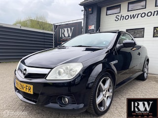 Opel Tigra TwinTop 1.4-16V Temptation,hardtop, nieuwe apk!