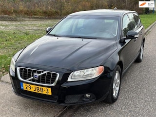 Volvo V70 2.4D Limited Edition Automaat ECC Audio/CD Navigatie ESP LMV 16" PDC TCS Cruisecontrol Leder Dealeronderhoud Nieuwe Apk!