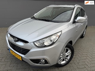 Hyundai ix35 1.6i GDI Business Edition*Camera*NAVI*KLEINE BEURT*NEW APK*Cruise*ClimatAirco*HAALF Leer*Velgen*Bluetooth