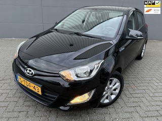 Hyundai i20 1.2i i-Deal*NEW APK*NAP*AIRC0*ELKT-RAAM*Bluetooth *ISO FIX