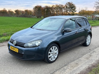 Volkswagen Golf 1.2 TSI Trendline BlueMotion LEES TEKST! Airco APK 01-2026 NAP