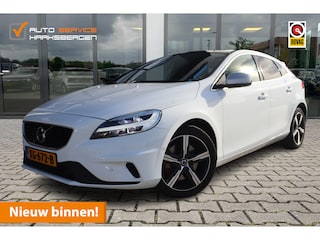 Volvo V40 1.5 T3 Polar+ R-Design | Pano | Camera | Trekhaak |