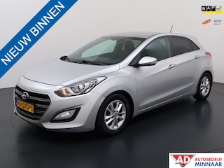 Hyundai i30 1.6 GDi GO! | Cruise control | Achteruitrij camera | Bluetooth |