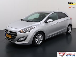 Hyundai i30 1.6 GDi GO! | Cruise control | Achteruitrij camera | Bluetooth |