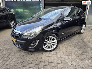 Opel Corsa 1.4-16V Cosmo | 12MND GARANTIE | NW APK | LEDER| NAVI | OPC LINE |
