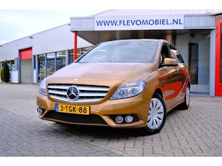 Mercedes-Benz B-klasse 200 Ambition Aut. Navi|Clima|Leder|PDC