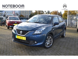 Suzuki Baleno 1.2 Exclusive I AIRCO I STOELVERWARMING I TREKHAAK I 5 DEUREN I METALLIC BLAUW I CENTRALE DEURVERGRENDELING I LAGE KM.STAND I PRIMA AUTO VOOR GEZIN OF WOON-WERKVERKEER I L.M. VELGEN I AUTO HEEFT RONDOM LICHTE GEBRUIKSKRASJES EN RESTYLE PUTJES I