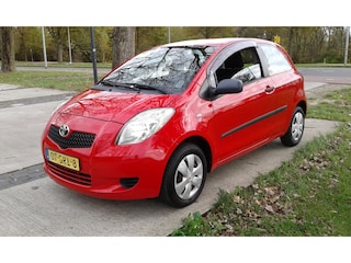Toyota Yaris 1.0 12V VVT-I 3DR Plus