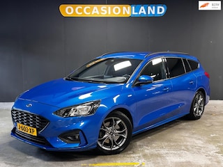 Ford Focus Wagon 1.0 EcoBoost Titanium Business|KEYLESS|TREKHAAK|CRUISE|STOELV|STUURV|CARPLAY|CAMERA|17INCH|