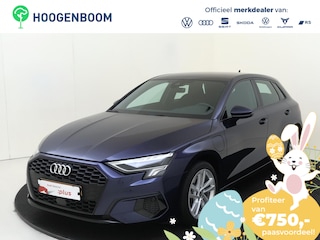 Audi A3 Sportback 40 TFSI e Business edition | Parkeersensoren achter | CarPlay | Navigatie | Electronic climate control | Full LED | Digital cockpit |