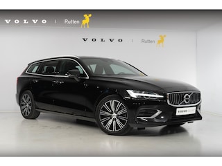 Volvo V60 T6 340PK Automaat Recharge AWD Inscription / Lederen bekleding / Stoel- en stuurverwarming / Harman Kardon / Semi-elektrische trekhaak / Keyless Entry / Elektrische stoelen met geheugen