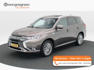 Mitsubishi Outlander 2.4 PHEV S-Edition 135 Pk Automaat | Trekhaak | Panoramadak | 360° Camera | Volledig Zwart Leder | Adaptive Cruise | CarPlay | Elektrische Achterklep | 18 Inch