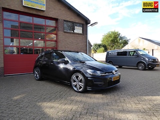 Volkswagen Golf 1.5 TSI Highline Business R