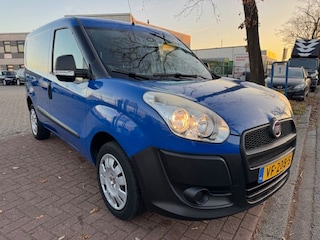 Fiat Doblò 1.4 Actual Benzine 32.000km 1e Eigenaar Nieuwstaat MARGE Auto