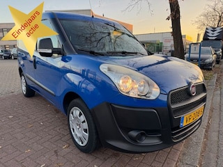 Fiat Doblò 1.4 Actual Benzine 32.000km 1e Eigenaar Nieuwstaat MARGE Auto