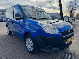 Fiat Doblò 1.4 Actual Benzine 32.000km 1e Eigenaar Nieuwstaat MARGE Auto