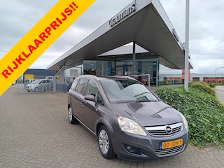 Opel Zafira 1.6 Temptation, Airco, Navigatie, trekhaak, 7-zitter!