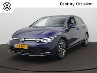 Volkswagen Golf 1.4 eHybrid Style Navigatie - Automaat - Camera - Sportstoelen