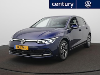 Volkswagen Golf 1.4 eHybrid Style Navigatie - Automaat - Camera - Sportstoelen