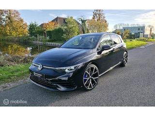 Volkswagen Golf 2.0 TSI 4Motion R / Akra / Pano / Leder / HK