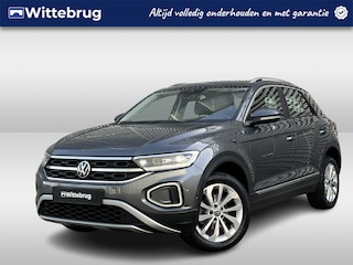 Volkswagen T-Roc 1.0 TSI 110PK Style / Digital Cockpit Pro / Park Assist / Adaptive Cruise Control / App Connect  / Stoelverwarming / 17'' LMV