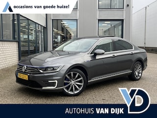 Volkswagen Passat 1.4 TSI GTE Connected Series Plus