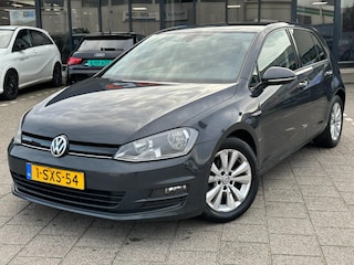Volkswagen Golf 1.6 TDI Highline BlueMotion