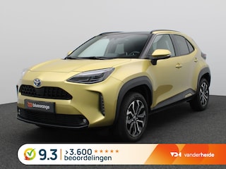 Toyota Yaris Cross 1.5 Hybrid Explore 115PK Aut. Panoramadak, Elektrische Achterklep, Head-Up Display, Achteruitrijcamera, Voorruitverwarming, Stoel-Stuurverwarming, 17" LM Velgen, Keyless