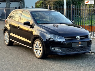 Volkswagen Polo 1.4-16V Highline