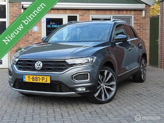 Volkswagen T-Roc 2.0 TSI 4Motion Sport|Afneembare trekhaak|Pano|Beats audio|Leer|Led.